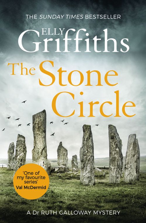 Stone Circle, The (PB) - (11) Dr Ruth Galloway Mysteries - B-format