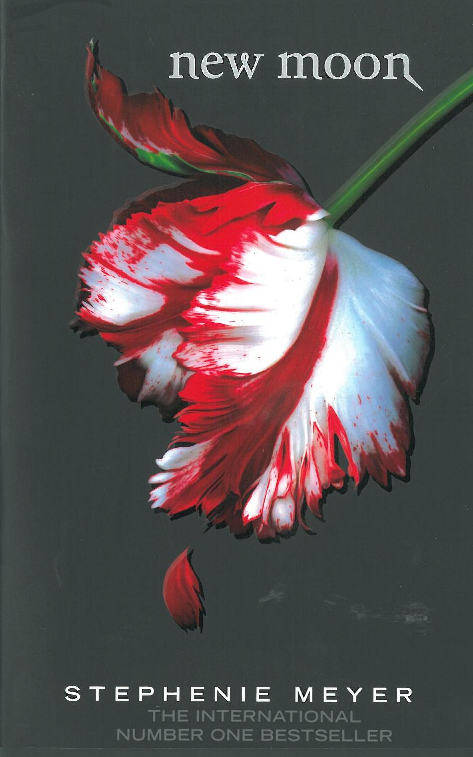 New Moon (PB) - (2) Twilight Saga - B-format