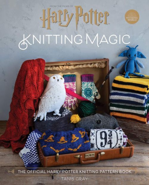 Harry Potter Knitting Magic: The official Harry Potter knitting pattern book (HB)